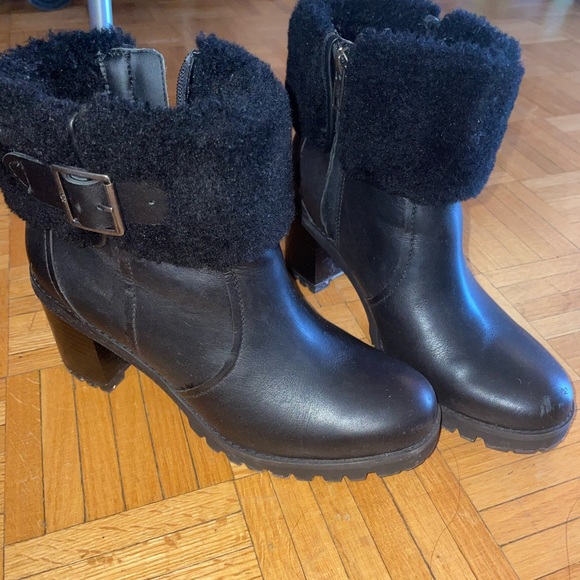 Ugg boots - Picture 2 of 4